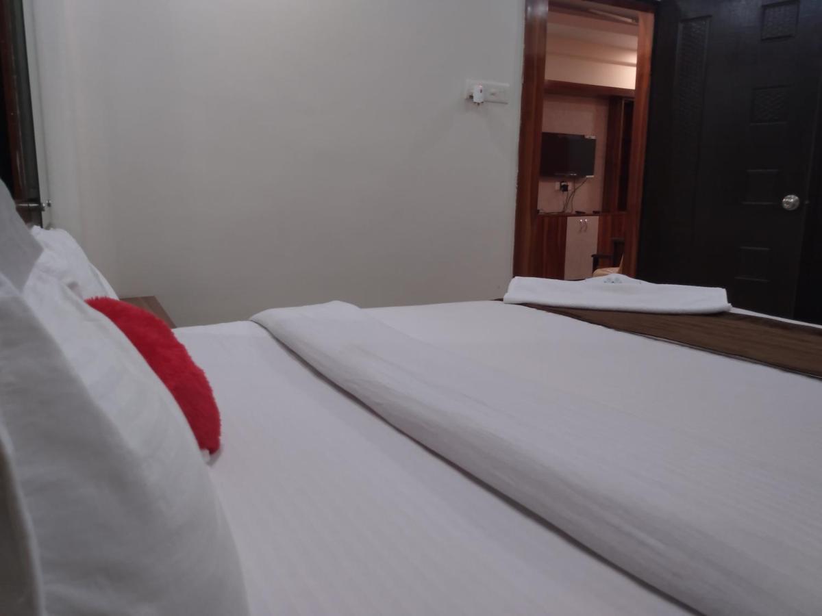 La Platina Premium Suites, Near Puri Sea Beach Extérieur photo
