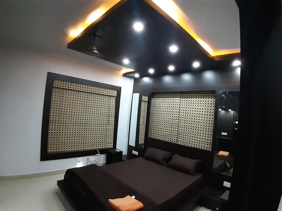 La Platina Premium Suites, Near Puri Sea Beach Extérieur photo